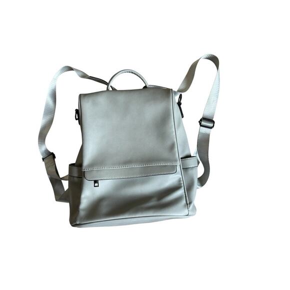 Cheruty Handbags - Cheruty Vegan Gray Leather Backpack/Purse Adjustable Straps 2 Zipper Pockets